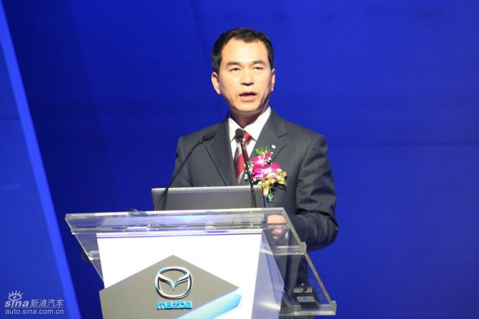 Mazda6睿翼上市现场表演