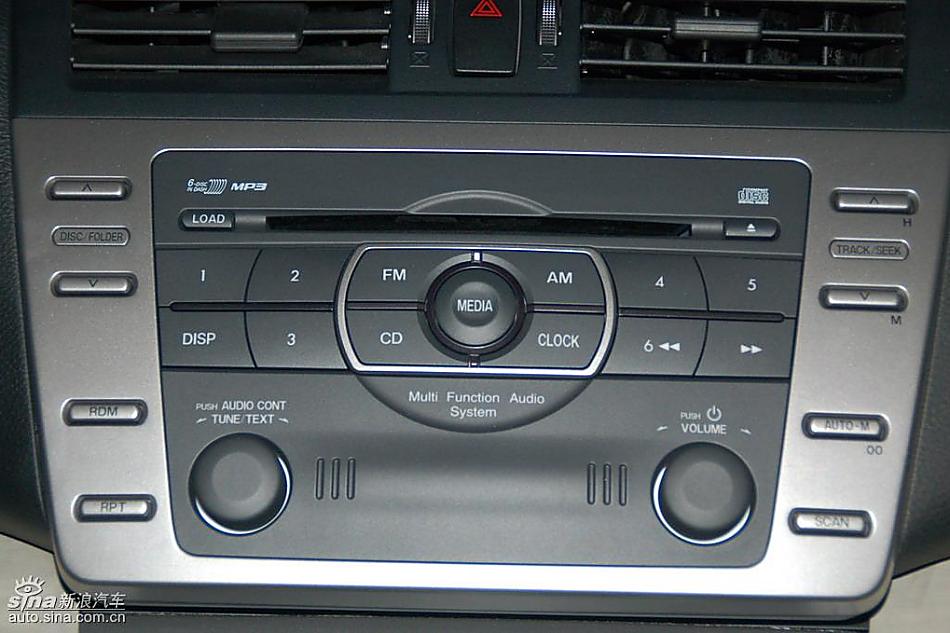 Mazda6睿翼内饰实拍图