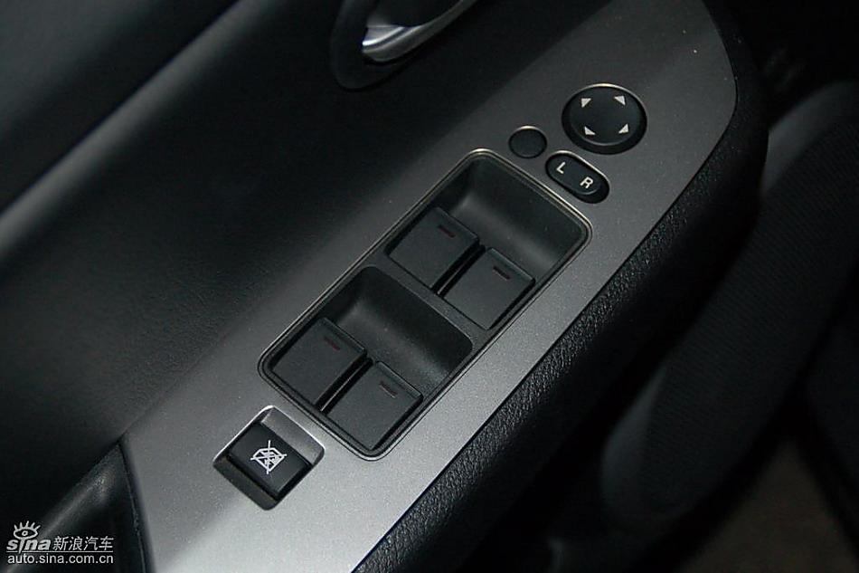 Mazda6睿翼内饰实拍图