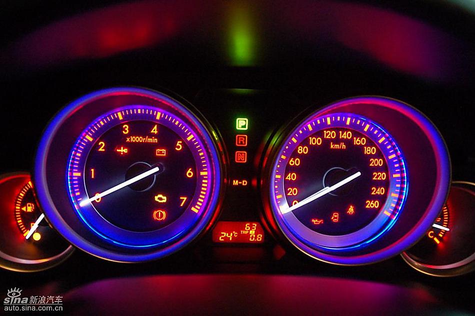 Mazda6睿翼内饰实拍图
