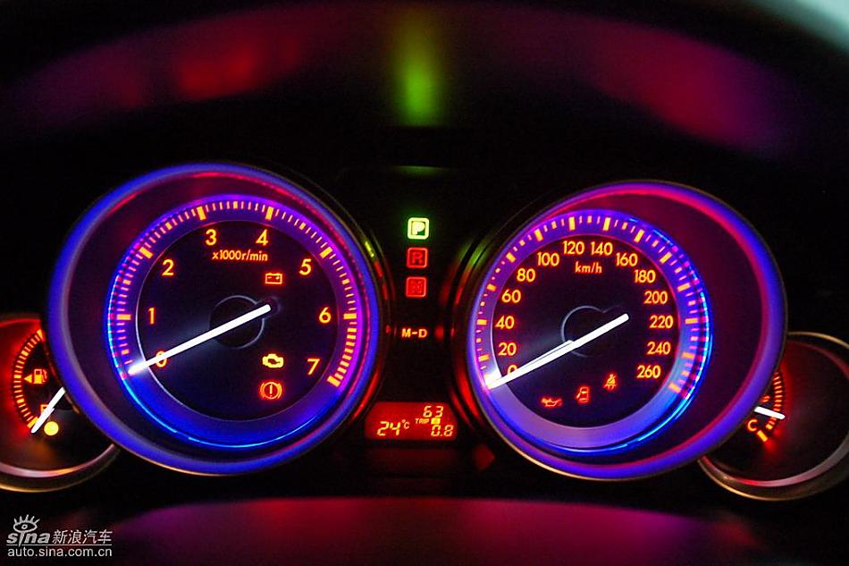 Mazda6睿翼内饰实拍图