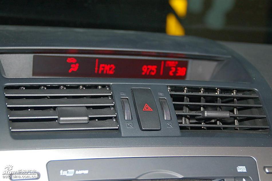 Mazda6睿翼内饰实拍图