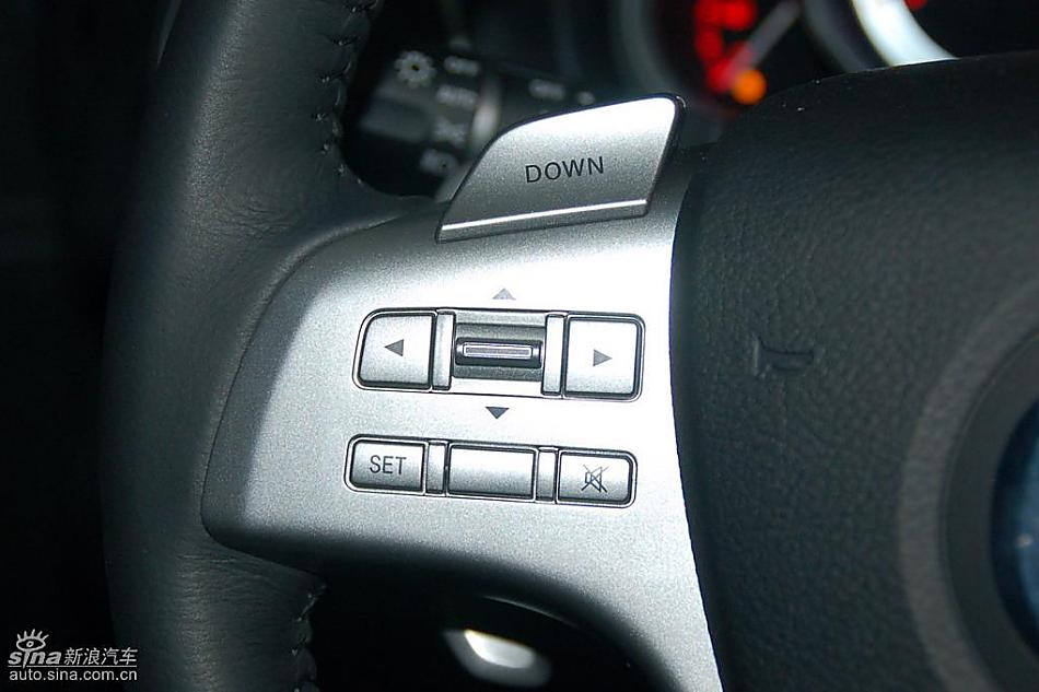 Mazda6睿翼内饰实拍图