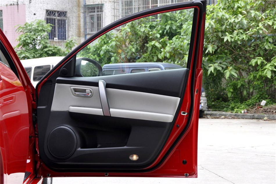 睿翼 2012款 2.0L 精英版 空间