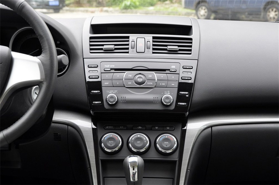 睿翼 2012款 2.0L 精英版 内饰