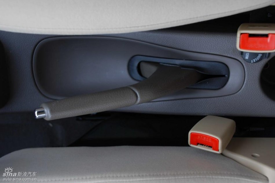 福田迷迪内饰实拍图片