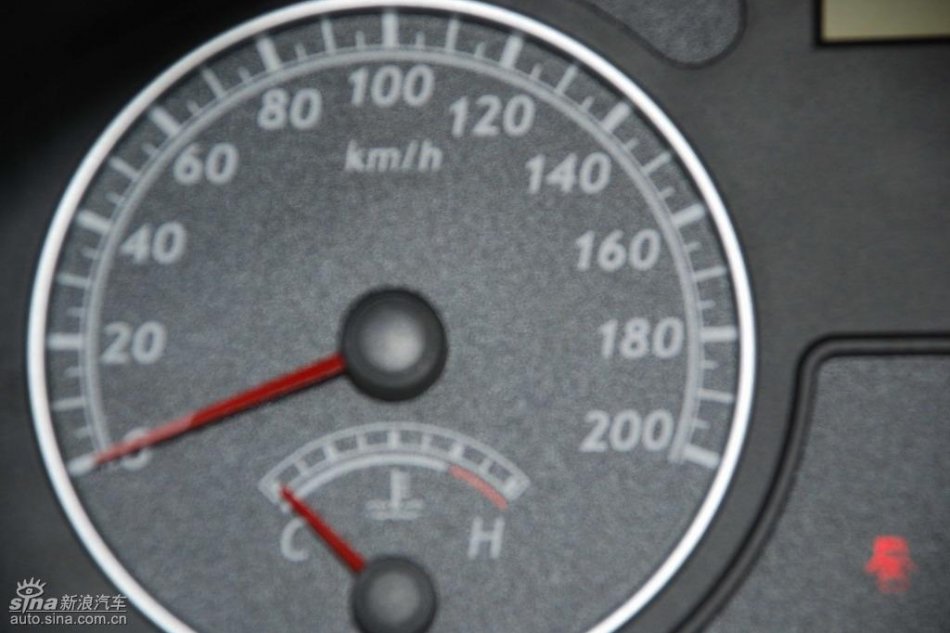 福田迷迪内饰实拍图片