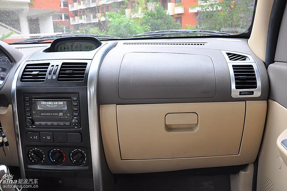 福田迷迪实拍图-内饰