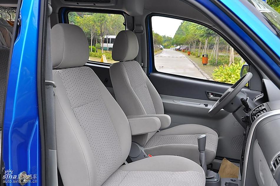 福田迷迪实拍图-内饰