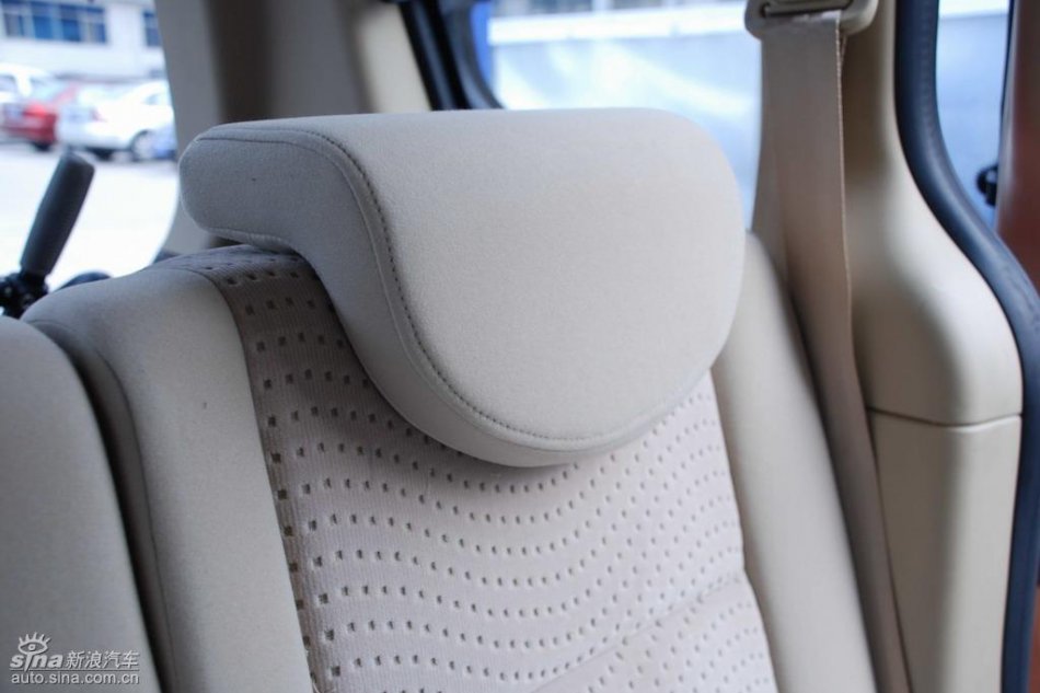 福田迷迪内饰实拍图片