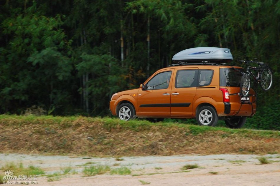 福田迷迪试驾实拍图片