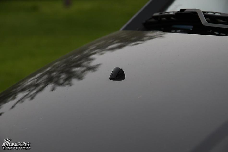 新浪汽车试驾瑞麒M1外观实拍图