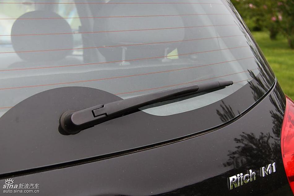 新浪汽车试驾瑞麒M1外观实拍图