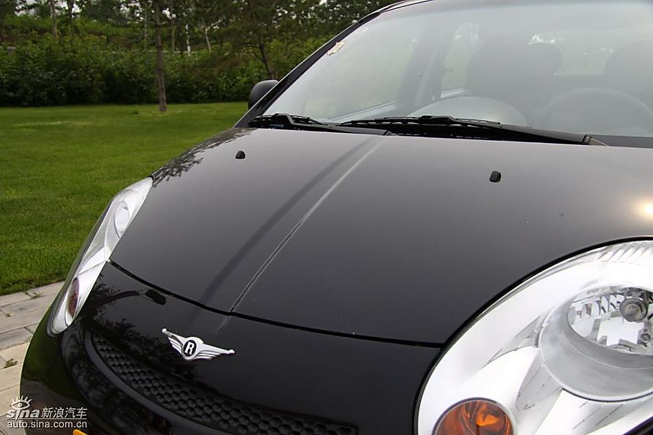 新浪汽车试驾瑞麒M1外观实拍图