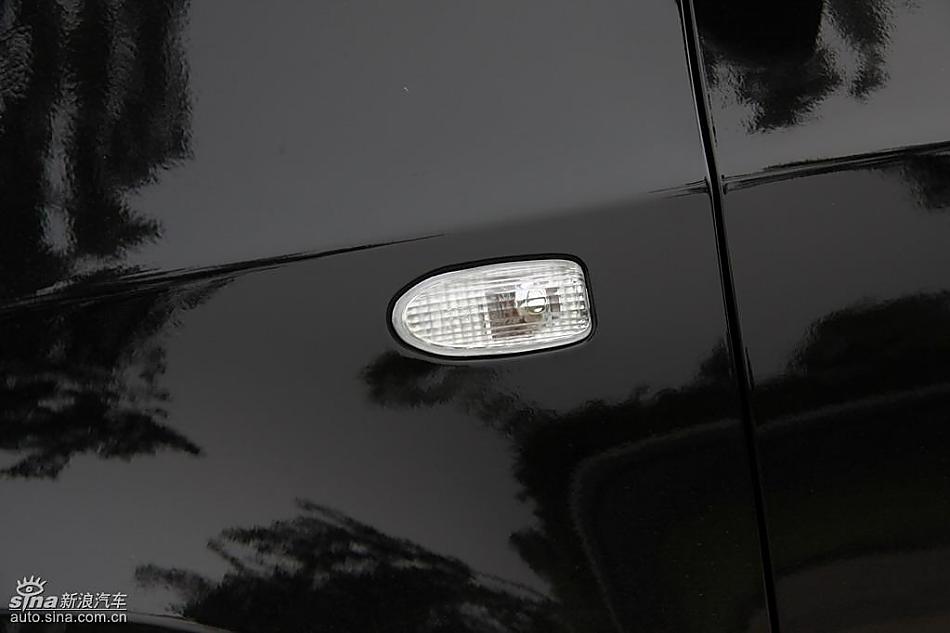 新浪汽车试驾瑞麒M1外观实拍图