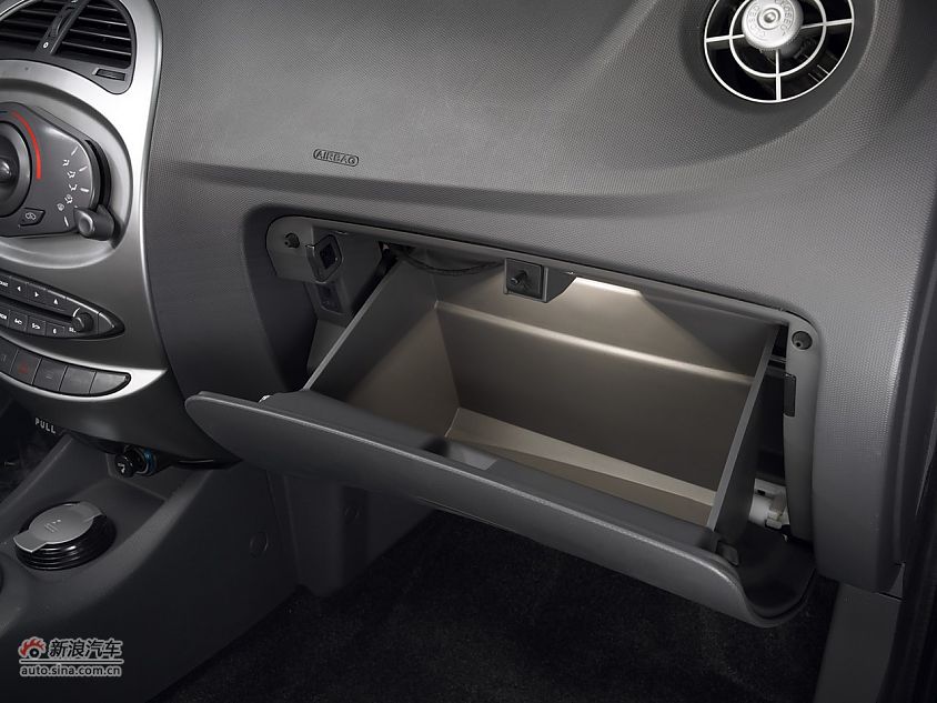 瑞麒M1内饰资料图