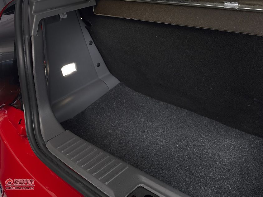 瑞麒M1内饰资料图