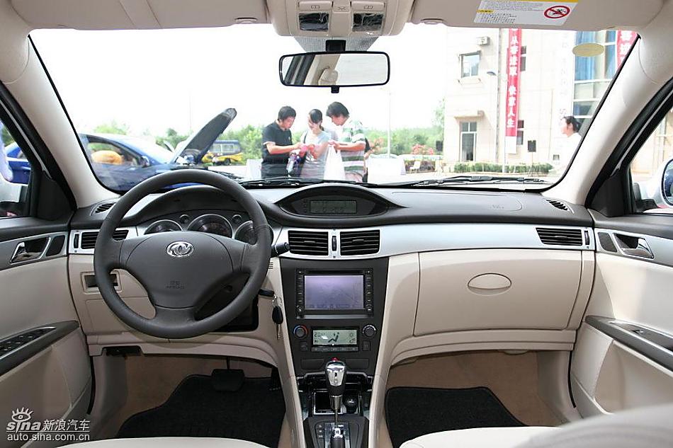 东风风神S30内饰与细节