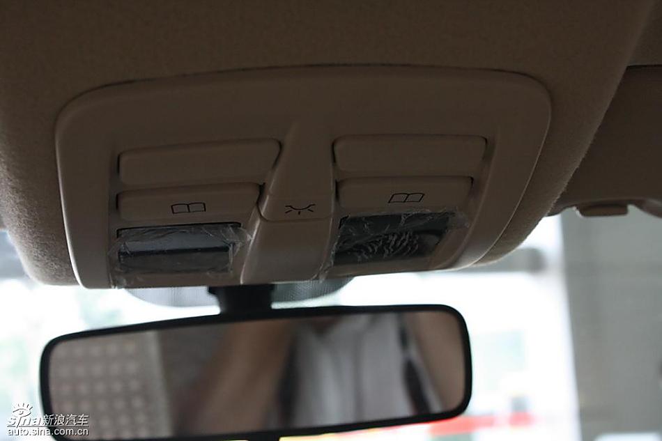 东风风神S30到店实拍