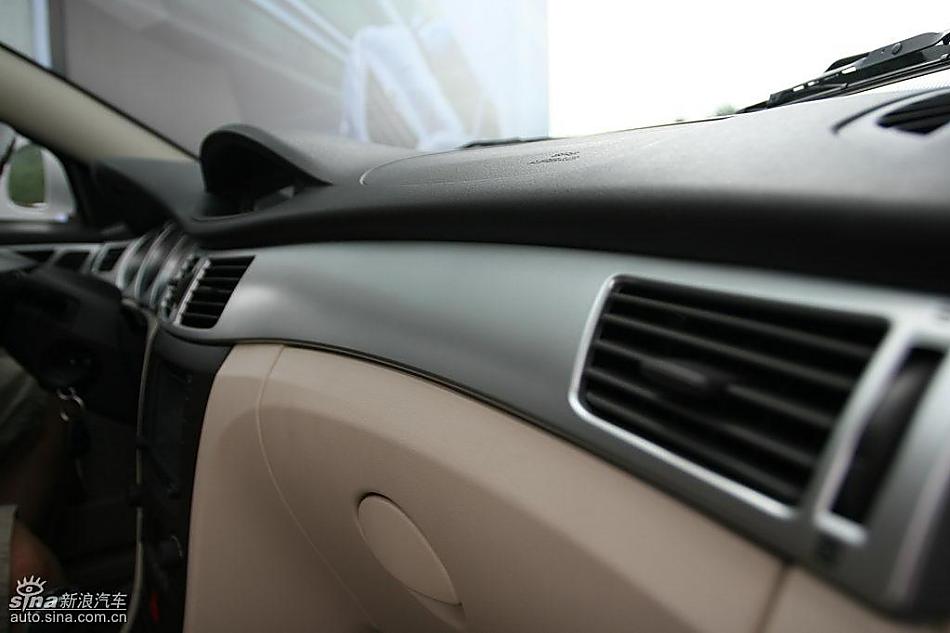 东风风神S30内饰与细节