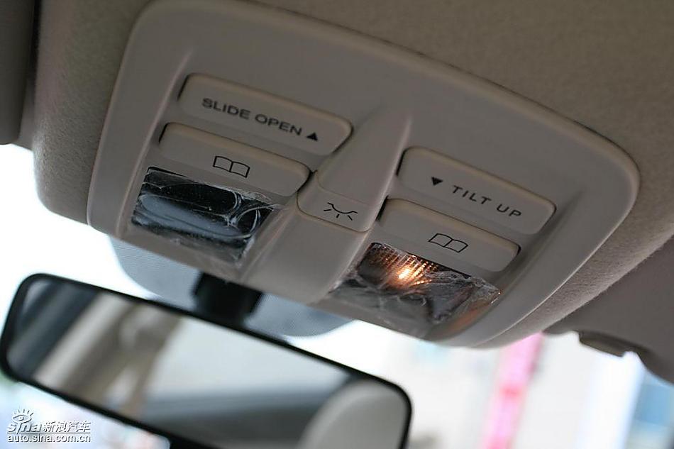 东风风神S30内饰与细节