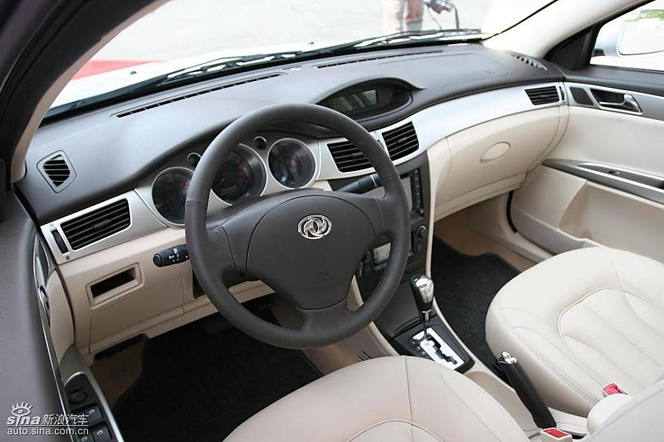 东风风神S30内饰与细节