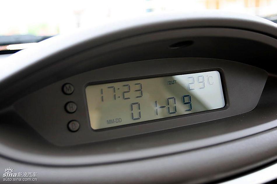 东风风神S30内饰与细节