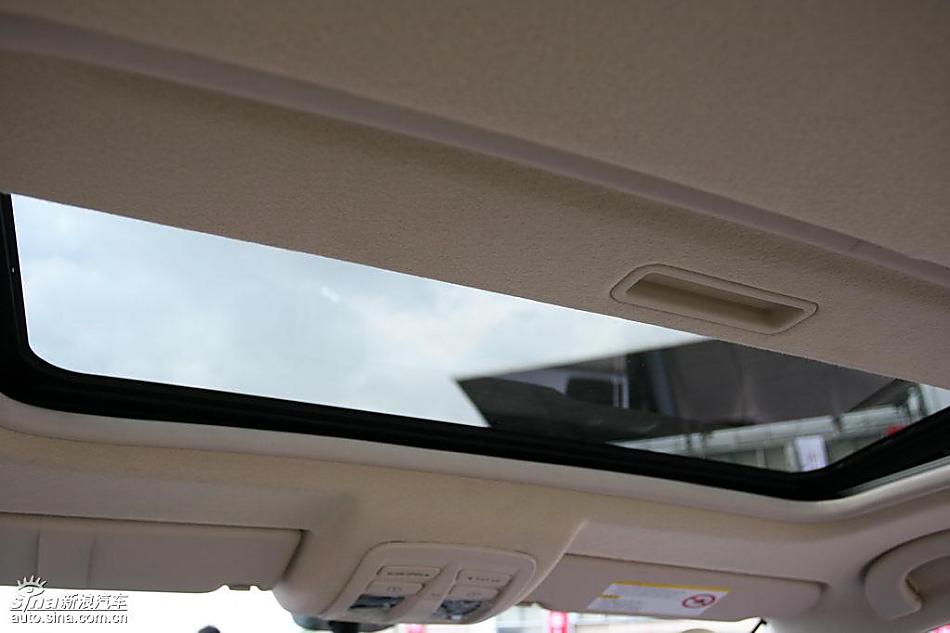 东风风神S30内饰与细节