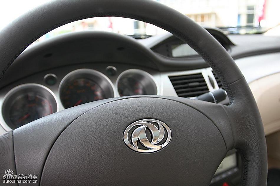 东风风神S30内饰与细节