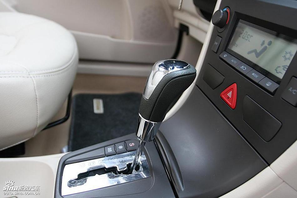 东风风神S30内饰与细节