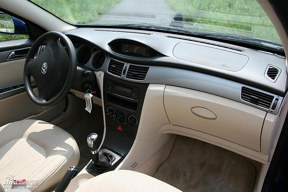 东风风神S30内饰与细节