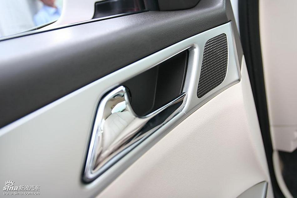 东风风神S30内饰与细节