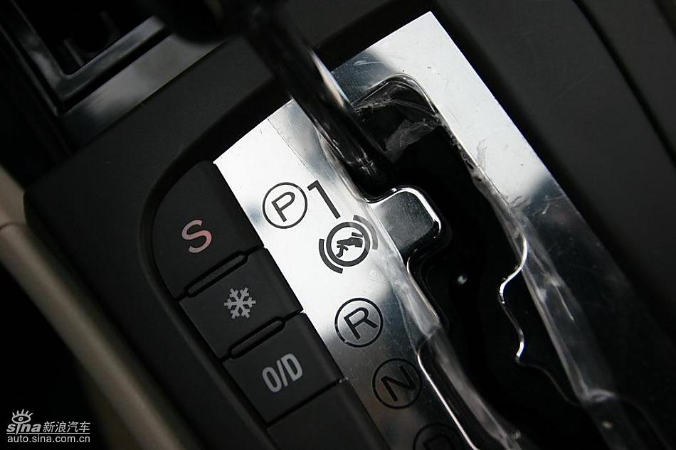 东风风神S30内饰与细节