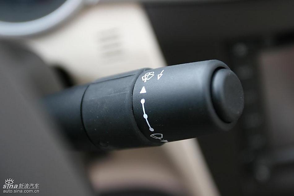 东风风神S30内饰与细节