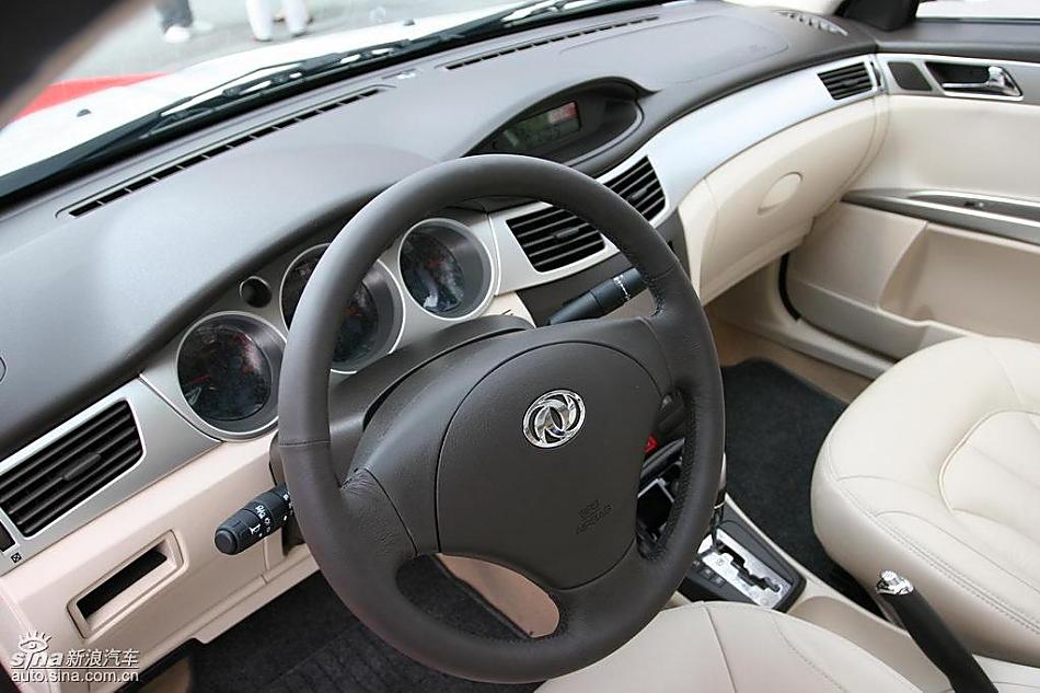 东风风神S30内饰与细节