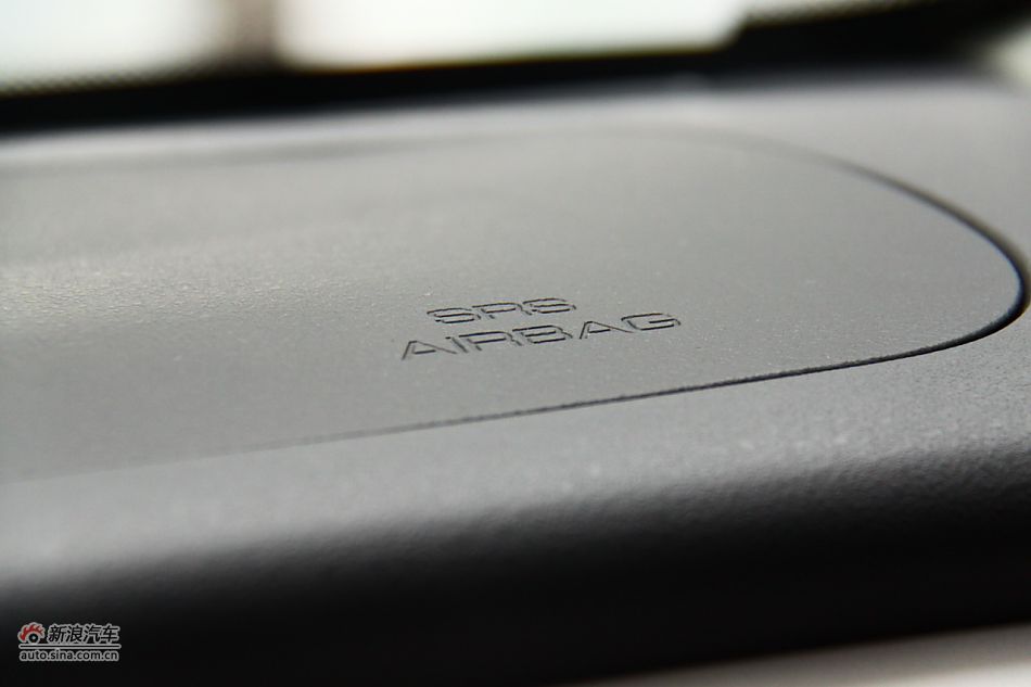 2011款风神S30内饰图