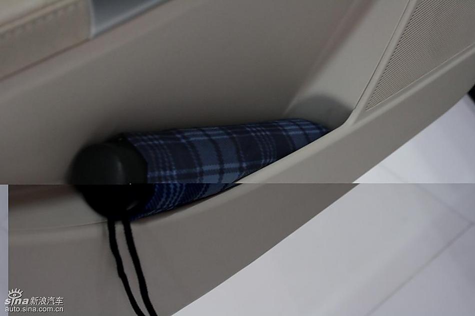 东风风神S30到店实拍