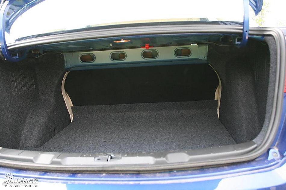 东风风神S30内饰与细节