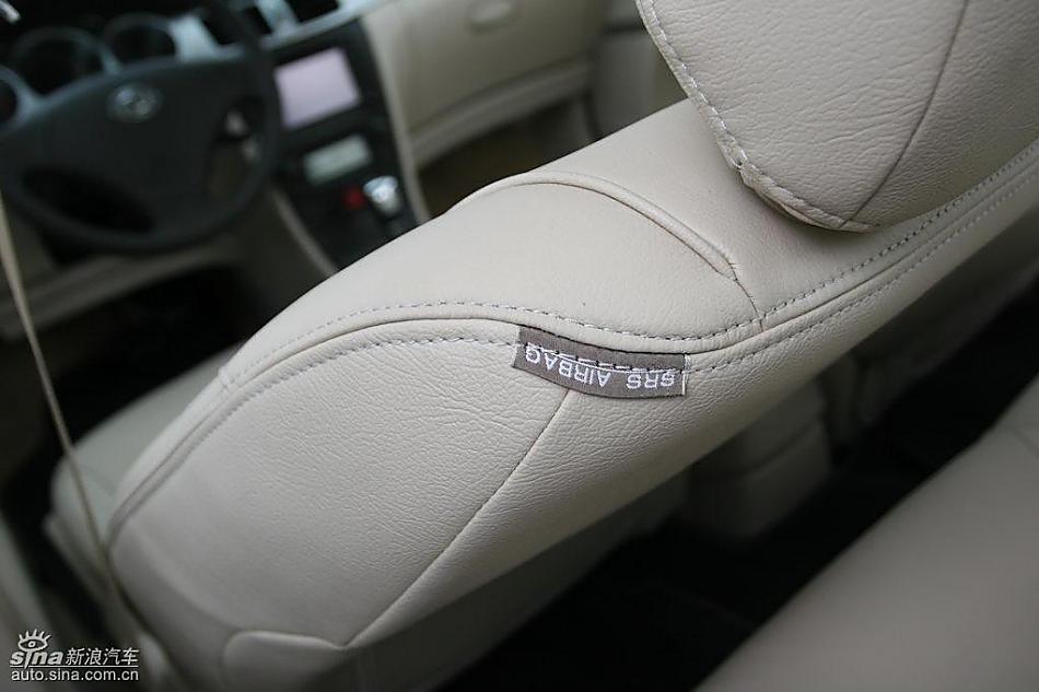 东风风神S30内饰与细节