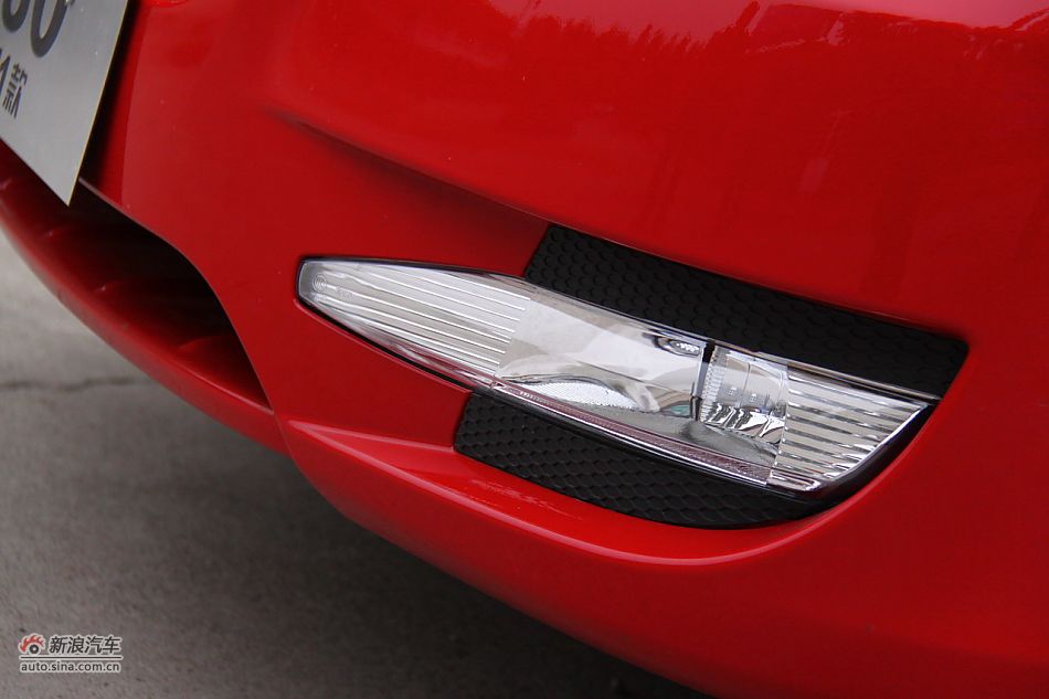 2011款风神S30外观图