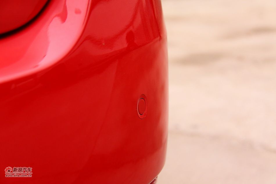 2011款风神S30外观图