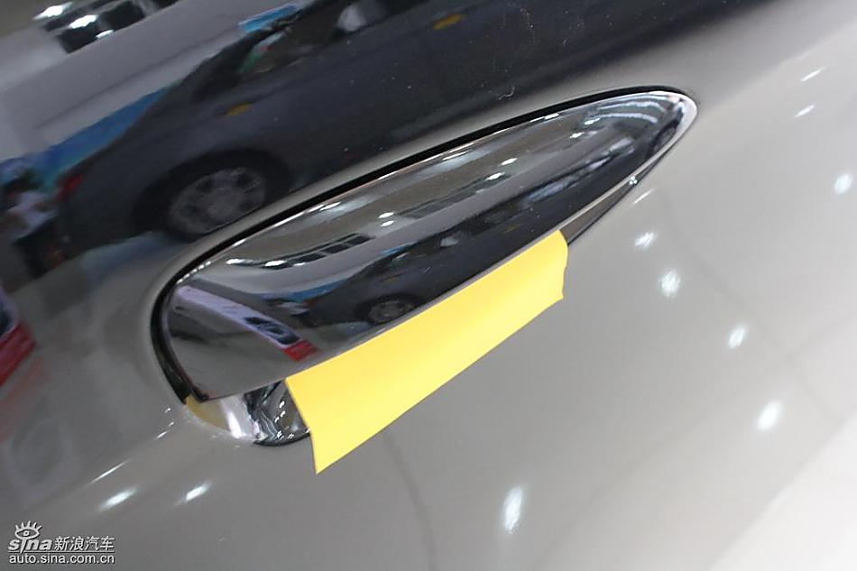 东风风神S30到店实拍