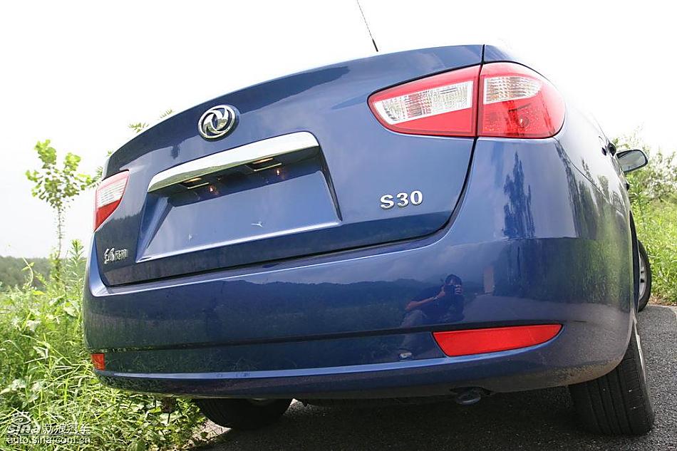 东风风神S30外观与细节