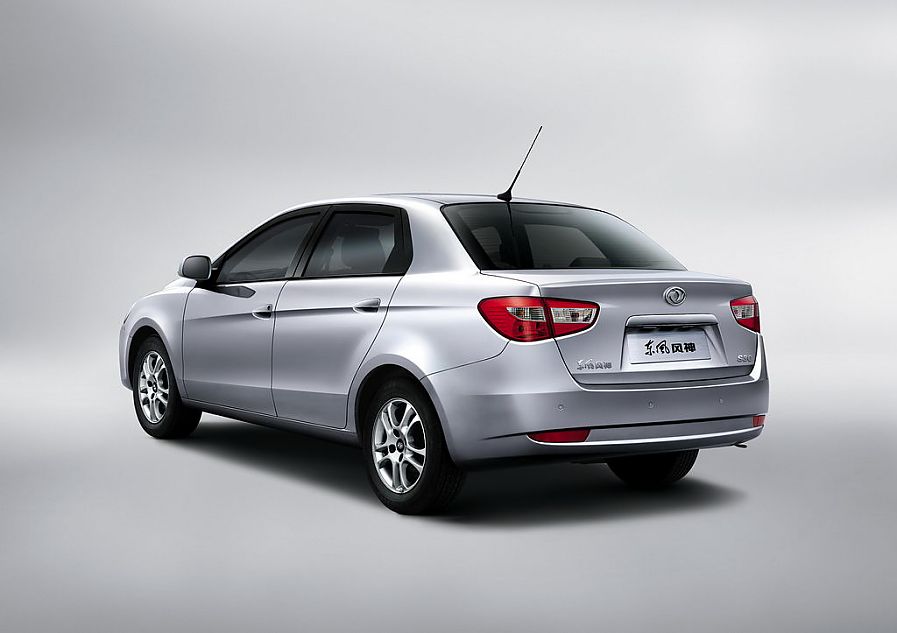 东风风神S30外观