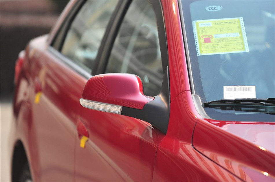 2013款风神S30 1.6L手动尊雅型