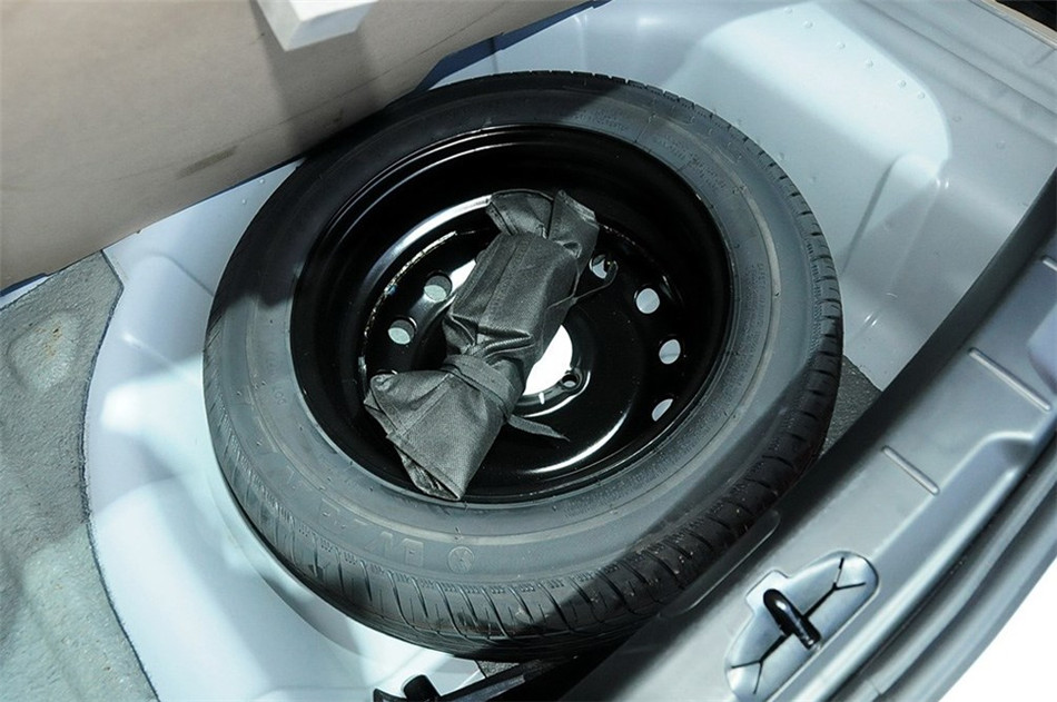 2014款 1.6 MT 感恩版 