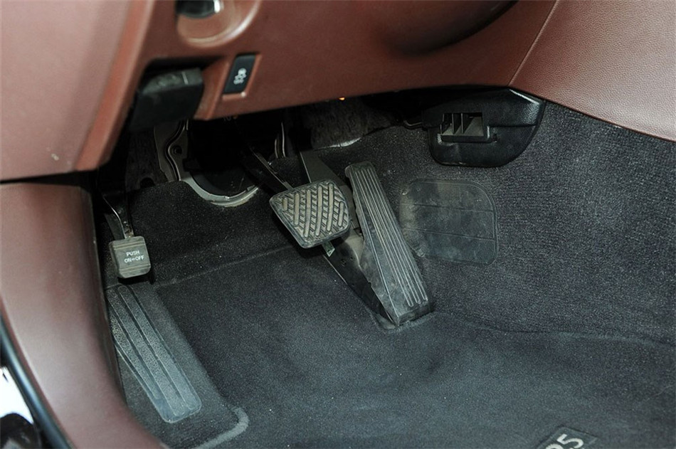 25 2013 2.5L  AT Ű οռ