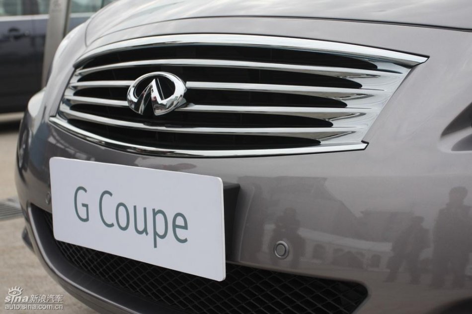 InfinitiӢG37 Coupeʵ