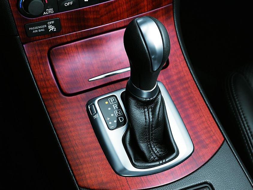 InfinitiӢG37 Sedanͼ