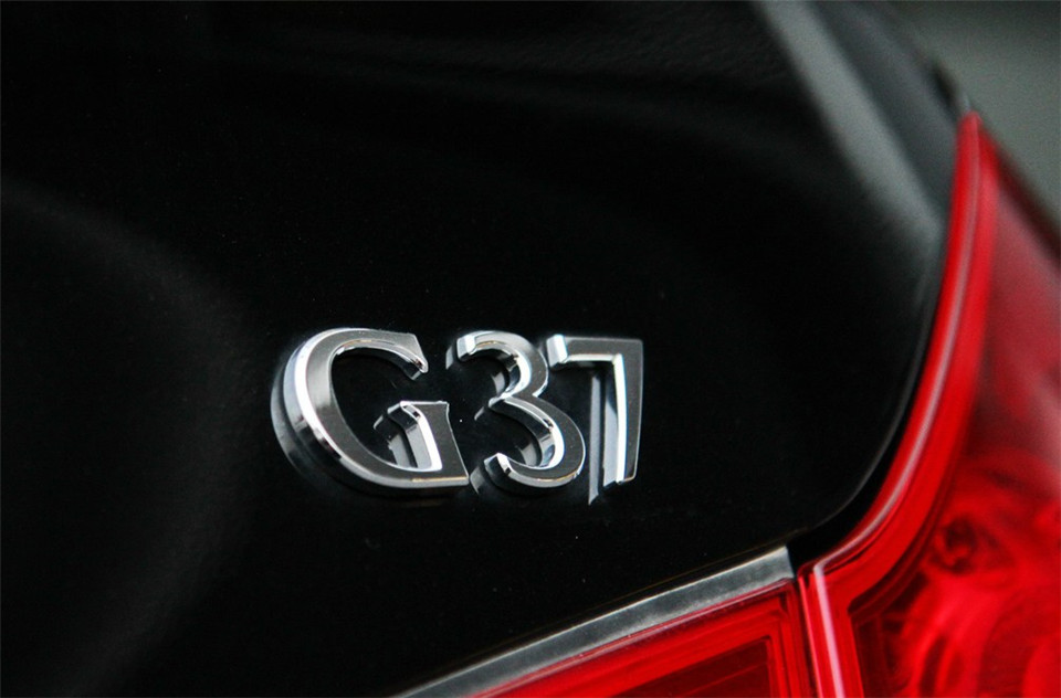 G25 Sedan ˶ 
